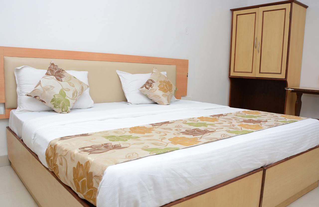Hotel Sunrise Panaji Exterior foto